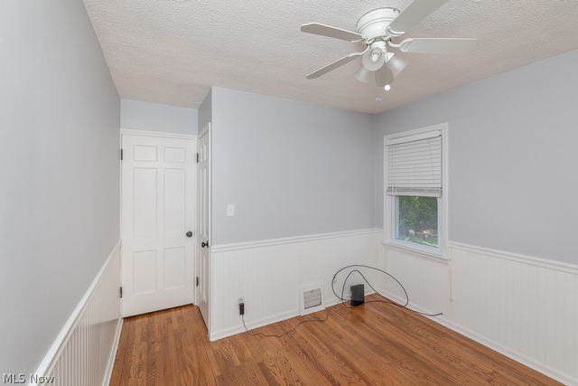 8324 Chesterfield Avenue, Parma, OH 44129