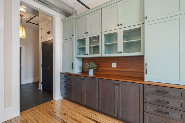 400 Central St Apt 6, Franklin, NH 03235