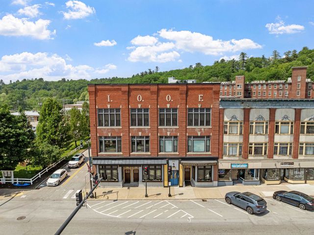 400 Central St Apt 6, Franklin, NH 03235