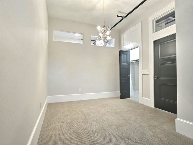 400 Central St Apt 6, Franklin, NH 03235