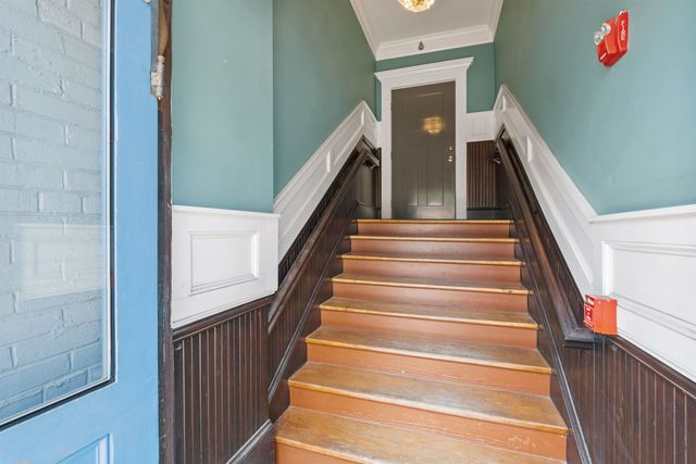 400 Central St Apt 6, Franklin, NH 03235