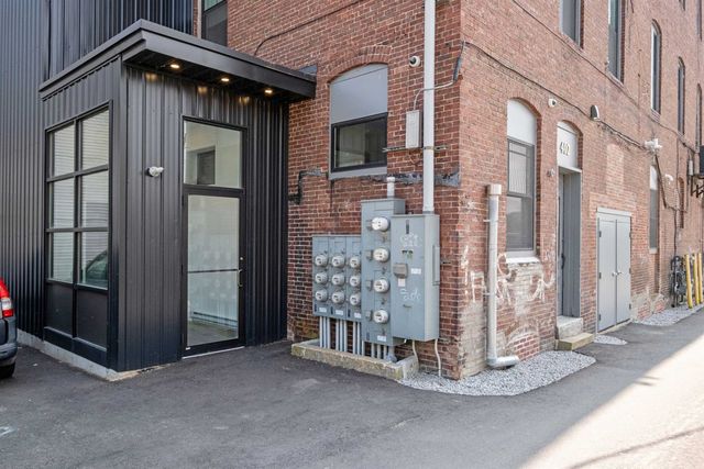 400 Central St Apt 6, Franklin, NH 03235