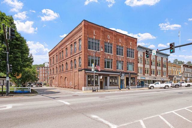 400 Central St Apt 6, Franklin, NH 03235