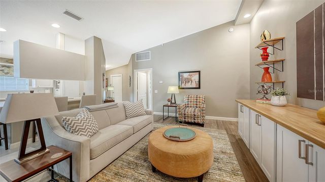 8833 ETERA DRIVE, Sarasota, FL 34238