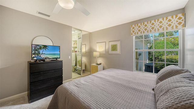 8833 ETERA DRIVE, Sarasota, FL 34238