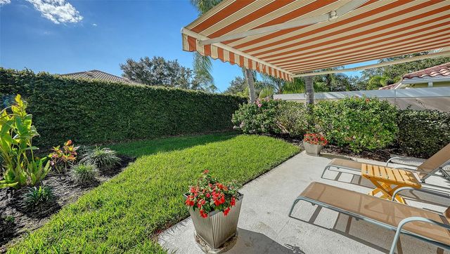 8833 ETERA DRIVE, Sarasota, FL 34238
