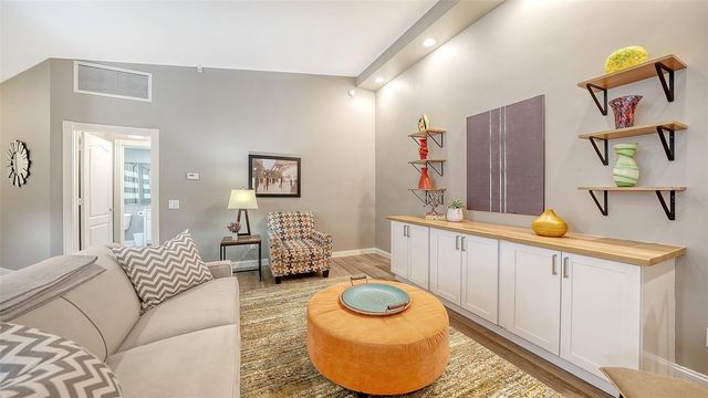 8833 ETERA DRIVE, Sarasota, FL 34238