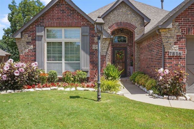 7816 E Galveston Street, Broken Arrow, OK 74014