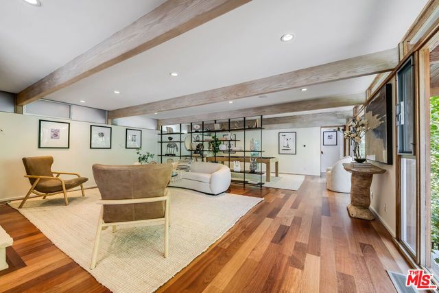 681 Brooktree Road, Santa Monica, CA 90402