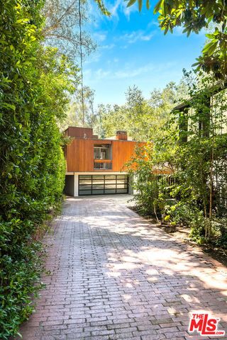 681 Brooktree Road, Santa Monica, CA 90402