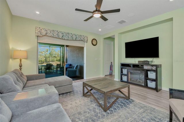 3764 MAXWELL PARK DRIVE, Sun City Center, FL 33573