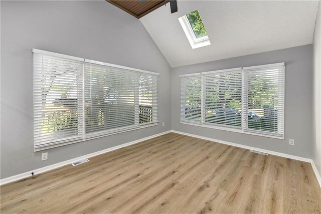 1912 NW Manor Drive, Blue Springs, MO 64014