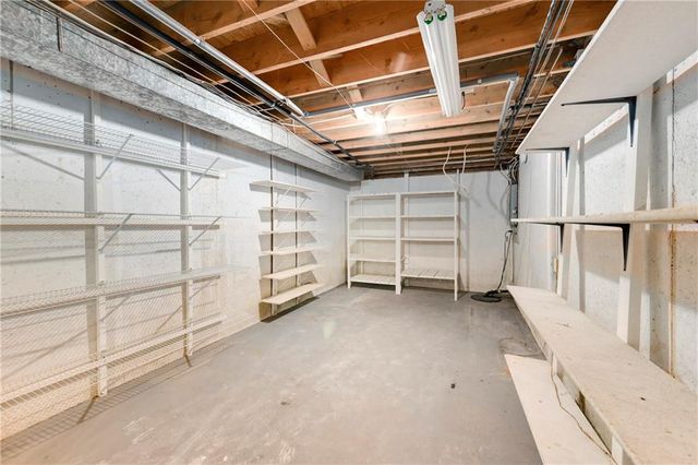 1912 NW Manor Drive, Blue Springs, MO 64014