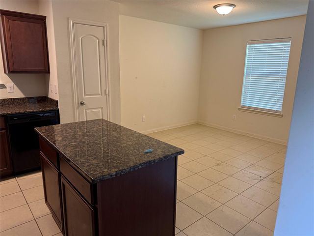 1131 Diamond Drape Drive, Rosharon, TX 77583