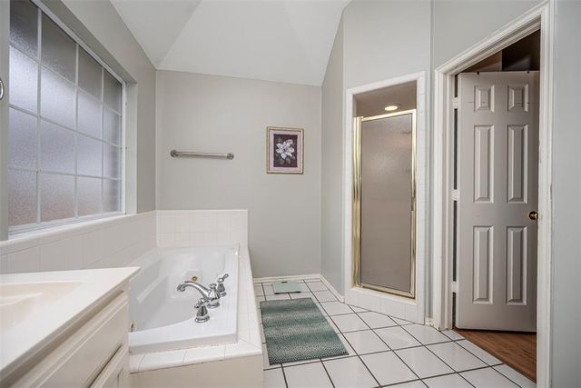 1913 Kyle Drive, Guthrie, OK 73044