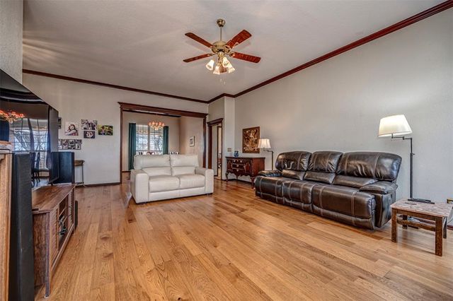 1913 Kyle Drive, Guthrie, OK 73044