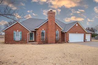 1913 Kyle Drive, Guthrie, OK 73044