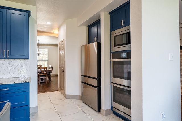 5730 Creek Crossing Lane, Sachse, TX 75048