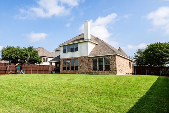 5730 Creek Crossing Lane, Sachse, TX 75048