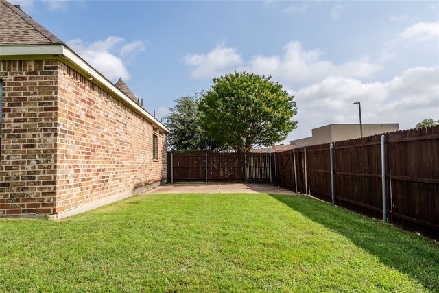 5730 Creek Crossing Lane, Sachse, TX 75048
