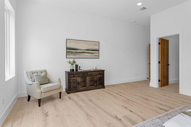 36 Winthrop Harbor S, Montgomery, TX 77356