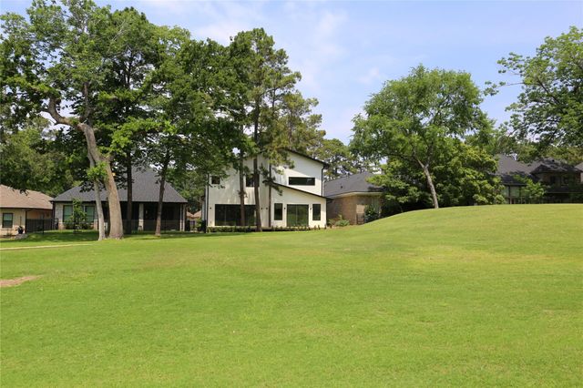 36 Winthrop Harbor S, Montgomery, TX 77356
