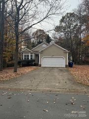 12714 Sulgrave Drive, Huntersville, NC 28078