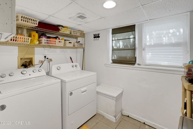 7 Winthrop Place, Hazlet, NJ 07730