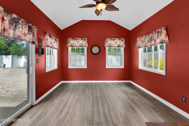 7 Winthrop Place, Hazlet, NJ 07730