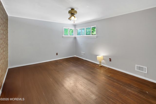 7 Winthrop Place, Hazlet, NJ 07730