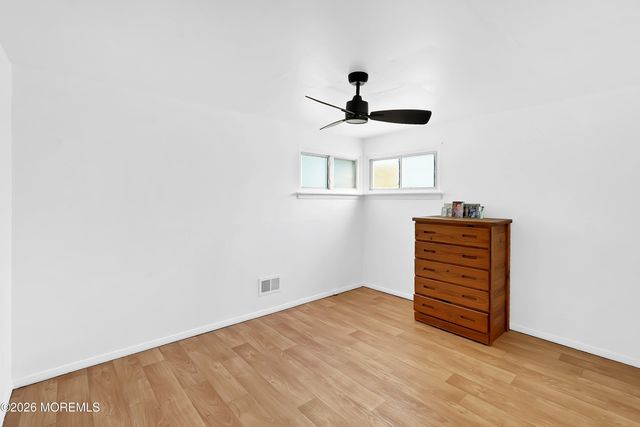 7 Winthrop Place, Hazlet, NJ 07730