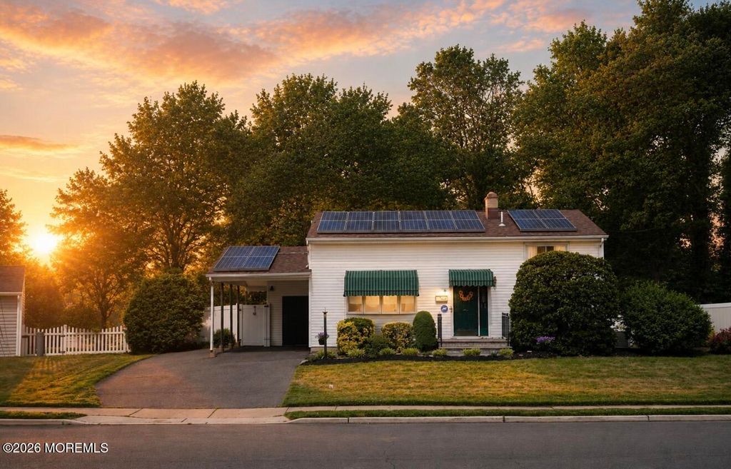 7 Winthrop Place, Hazlet, NJ 07730