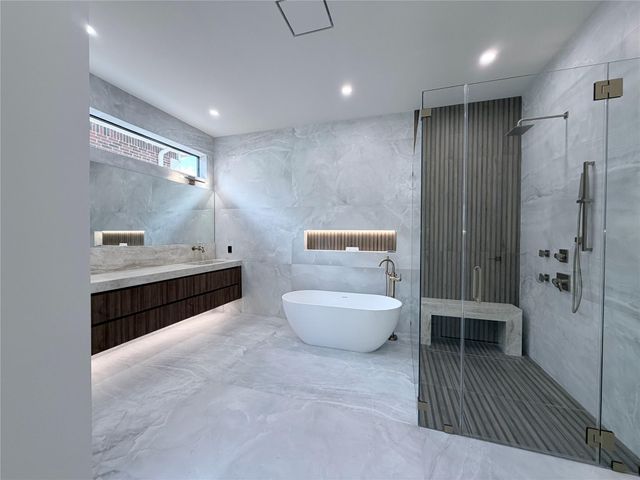 827 Bunker Hill Road, Houston, TX 77024