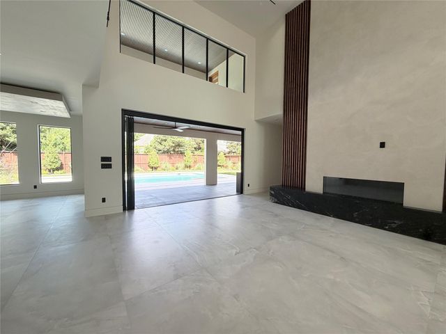 827 Bunker Hill Road, Houston, TX 77024