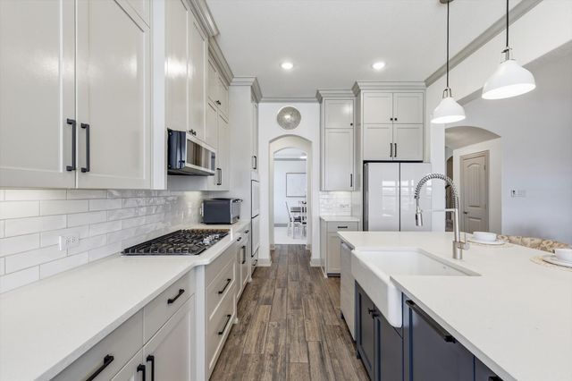 11713 Slumber Falls Drive, Flower Mound, TX 76226