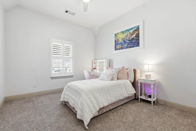 11713 Slumber Falls Drive, Flower Mound, TX 76226