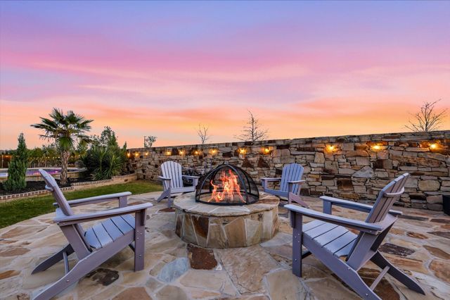 11713 Slumber Falls Drive, Flower Mound, TX 76226