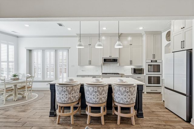 11713 Slumber Falls Drive, Flower Mound, TX 76226