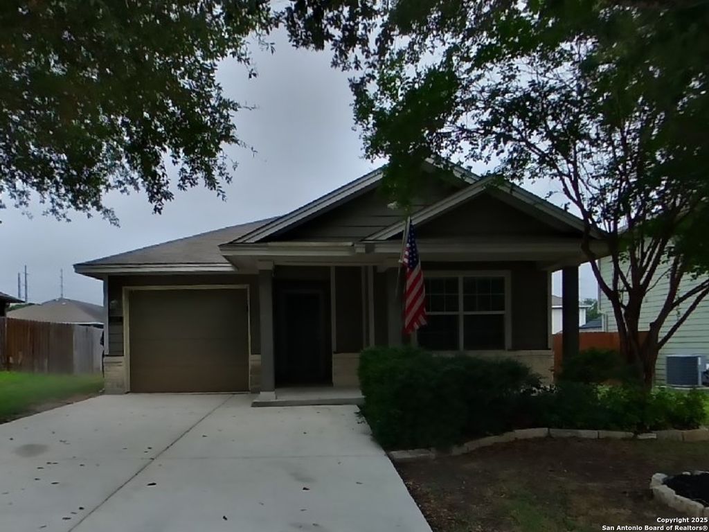 1819 Hamilton Pool, San Antonio, TX 78245