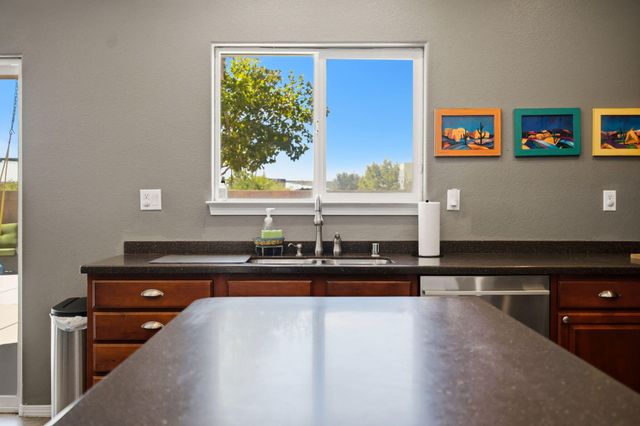 2439 Camino Catalonia SE, Rio Rancho, NM 87124