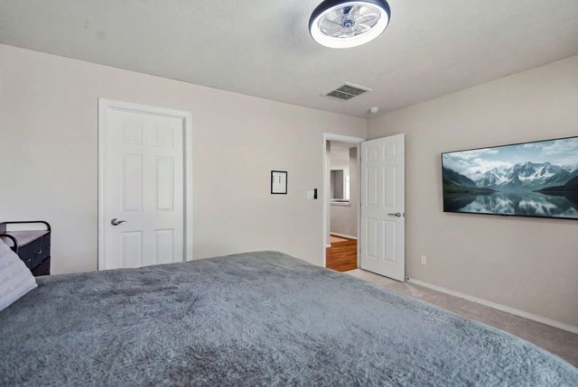 2439 Camino Catalonia SE, Rio Rancho, NM 87124