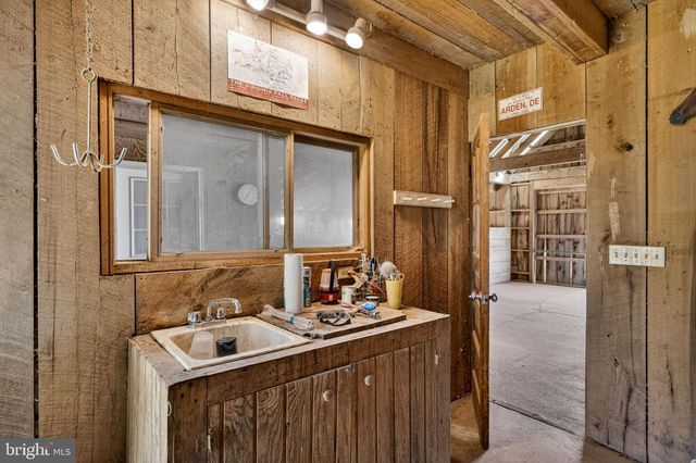 871 OLD CHAPEL RD, Boyce, VA 22620