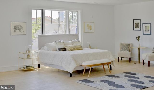 8100 GERMANTOWN AVE #B, Philadelphia, PA 19118