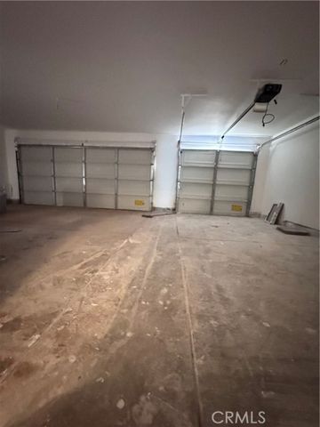 1554 Granville, Lancaster, CA 93535