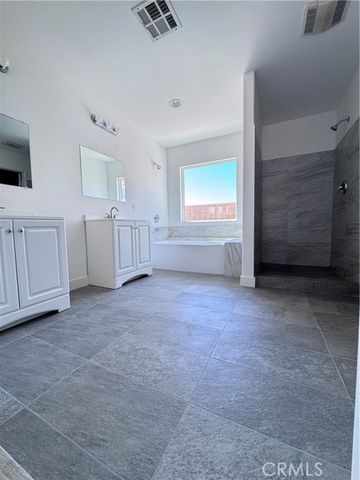 1554 Granville, Lancaster, CA 93535