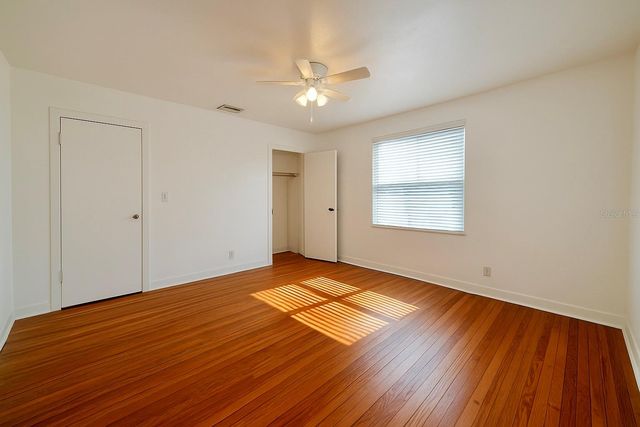 213 N GLEN AVENUE, Tampa, FL 33609