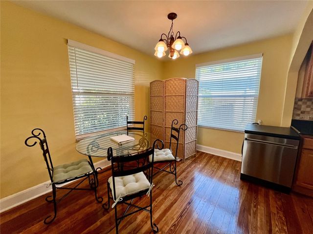 213 N GLEN AVENUE, Tampa, FL 33609