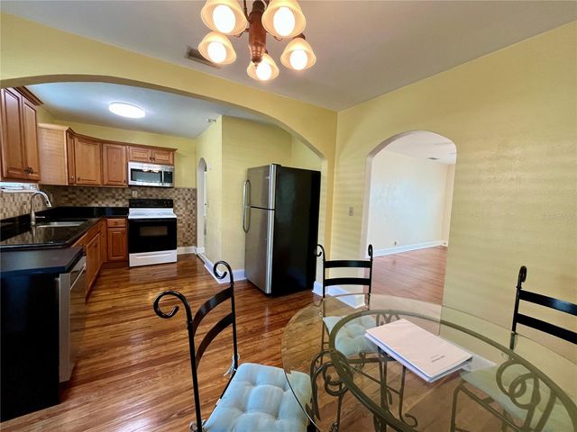 213 N GLEN AVENUE, Tampa, FL 33609