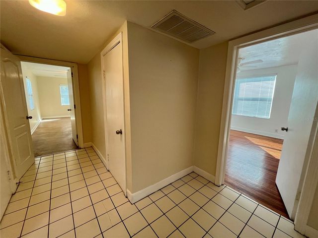 213 N GLEN AVENUE, Tampa, FL 33609