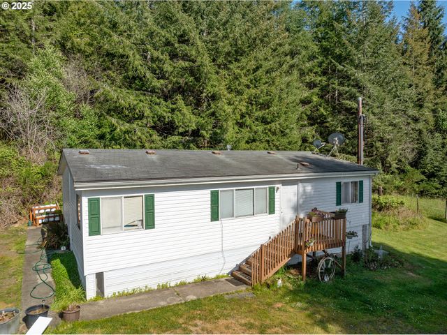 2475 S SMITH RIVER Rd, Reedsport, OR 97467
